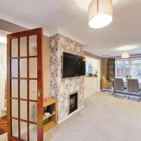 Beautiful Home Close To Town Free Netflix, Wifi Σόλιχαλ Εξωτερικό φωτογραφία